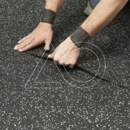 Guminė grindų danga sporto salei atspari slydimui iš perdirbtos gumos - Plastena.lt